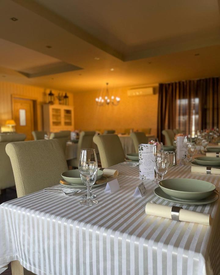 Diva Kacica Restaurant & Pansion Hotel Komarno Exterior photo